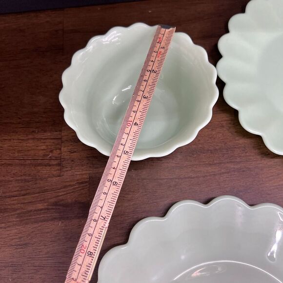 Pioneer Woman Timeless Beauty Jadeite Scalloped 10" 9" 8.5" Plate Bowl Set 4 pcs - Picture 6 of 10